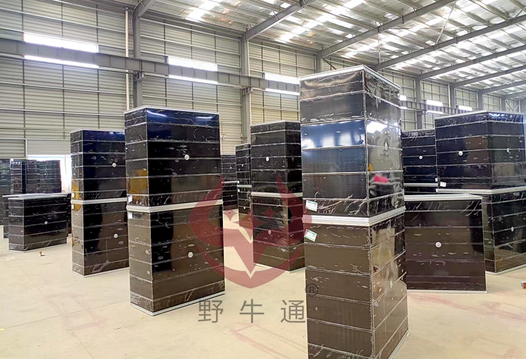 地鐵彩鋼復(fù)合風(fēng)管